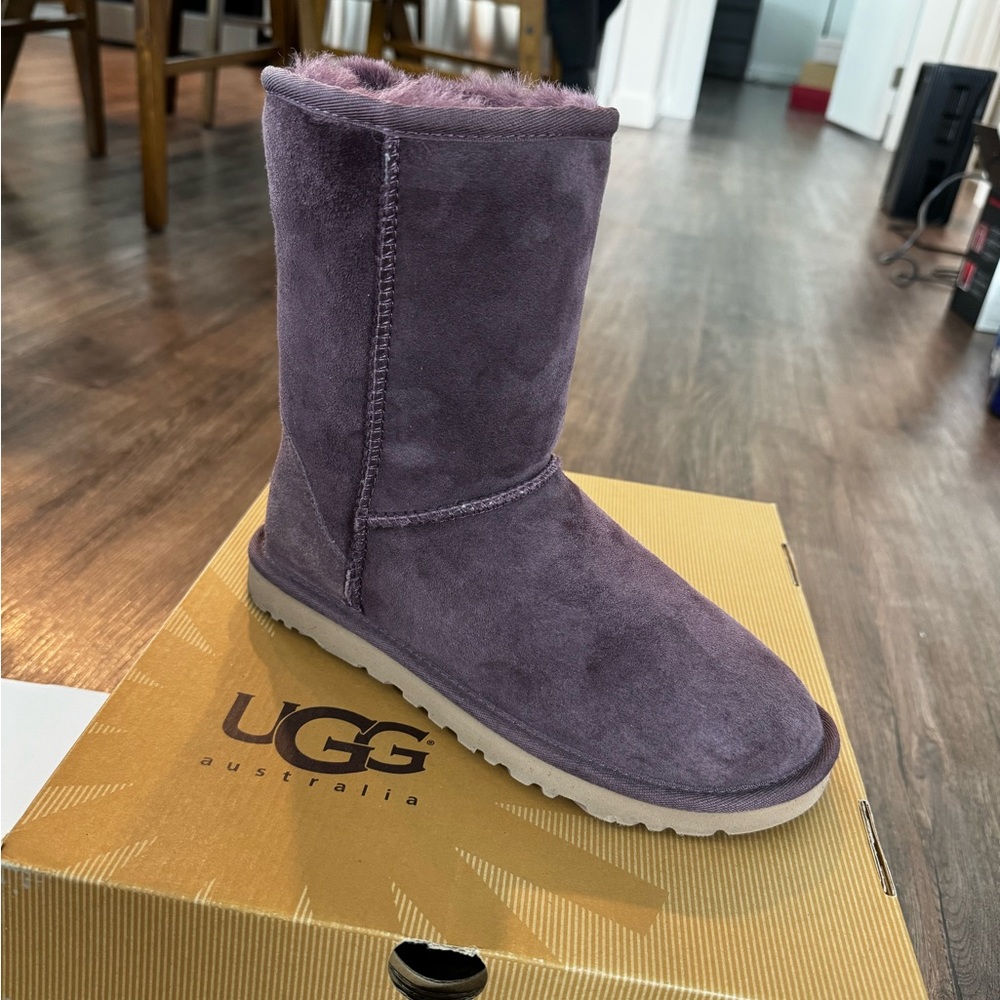 UGG Classic Short Port